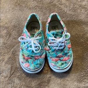 Vans size 10 for little girls Oh how cute🦩🦩